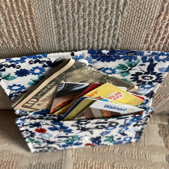 Stylish Snap Card Wallet/Business Card/Gift Card Holder made with Cotton Fabric - Picture 6 of 7